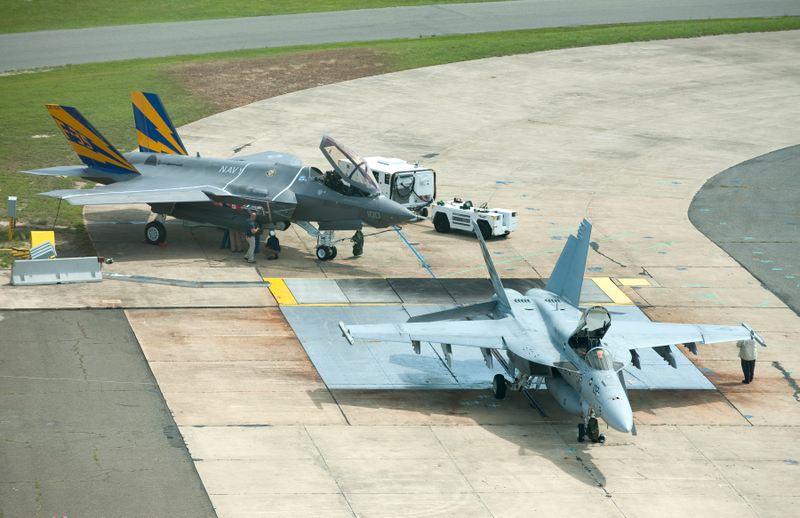 Illustration for article titled The Right Fighter For Canada Is The Super Hornet, Not The F-35